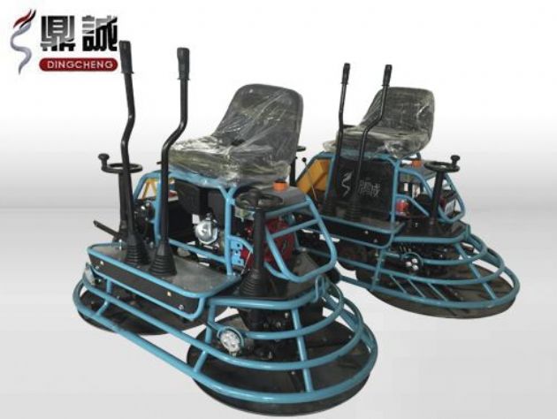 點(diǎn)擊查看詳細(xì)信息<br>標(biāo)題：雙盤(pán)駕駛式抹光機(jī) 閱讀次數(shù)：13008