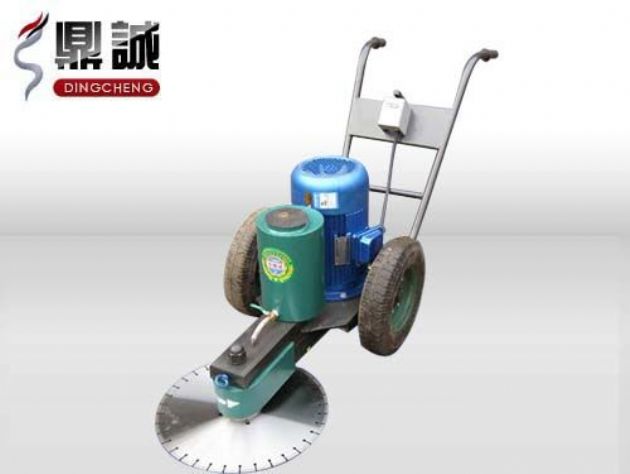 點(diǎn)擊查看詳細(xì)信息<br>標(biāo)題：手推式切樁機(jī) 閱讀次數(shù)：13913