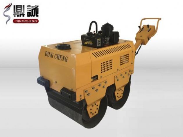 點(diǎn)擊查看詳細(xì)信息<br>標(biāo)題：DC-30C高配手扶式壓路機(jī) 閱讀次數(shù)：13072