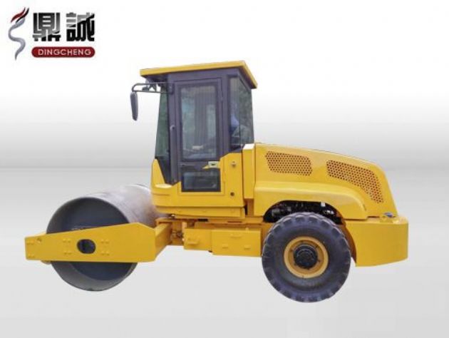 點(diǎn)擊查看詳細(xì)信息<br>標(biāo)題：6噸單鋼輪振動(dòng)壓路機(jī) 閱讀次數(shù)：13685