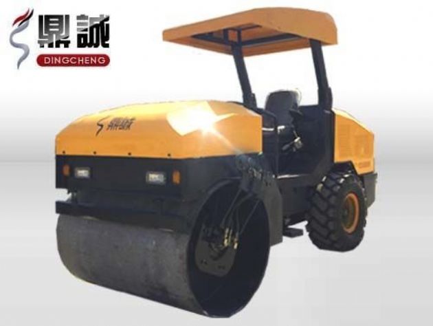 點(diǎn)擊查看詳細(xì)信息<br>標(biāo)題：4噸單鋼輪振動(dòng)壓路機(jī) 閱讀次數(shù)：14034